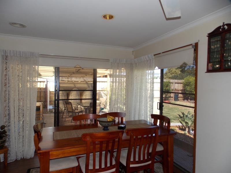 160 Lyrebird Drive, Carrum Downs VIC 3201
