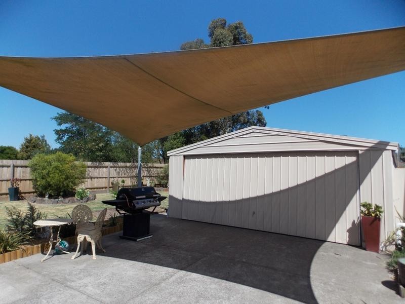 160 Lyrebird Drive, Carrum Downs VIC 3201