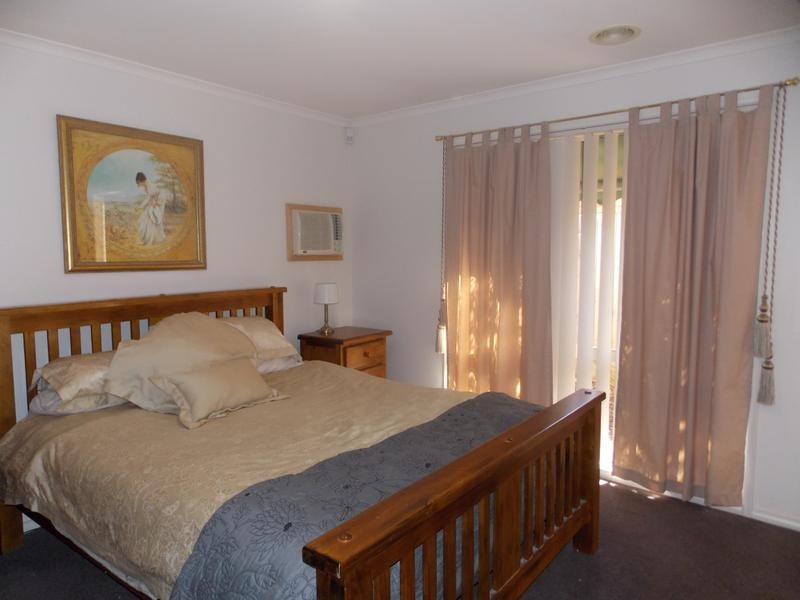9 Trentham Way, Langwarrin VIC 3910