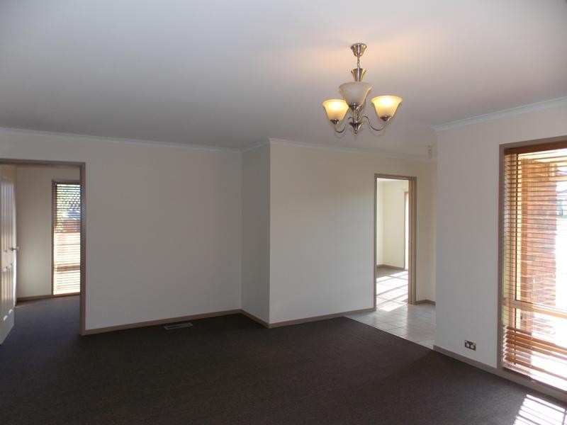 3 Oakes Place, Carrum Downs VIC 3201