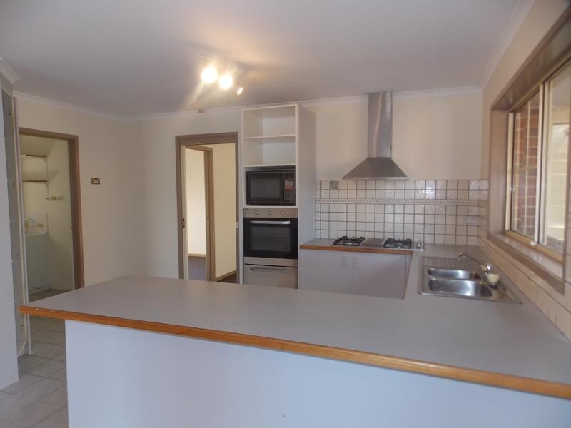 3 Oakes Place, Carrum Downs VIC 3201