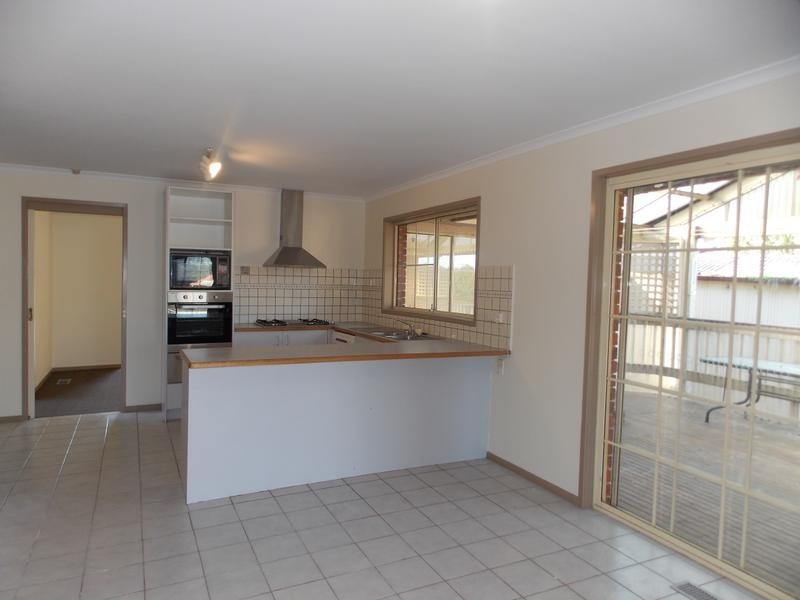 3 Oakes Place, Carrum Downs VIC 3201