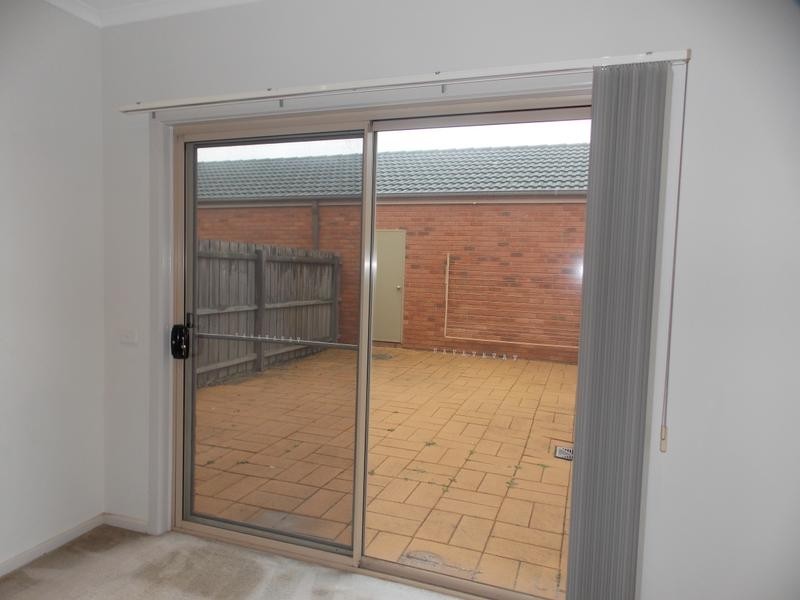 47 Boronia Avenue, Cranbourne VIC 3977