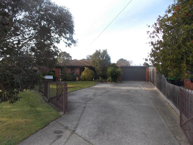 6 Brolga Court, Carrum Downs VIC 3201