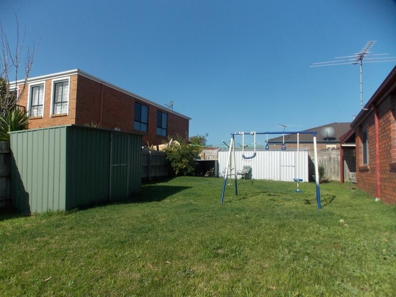 14 James McFarlane Wynd, Skye VIC 3977