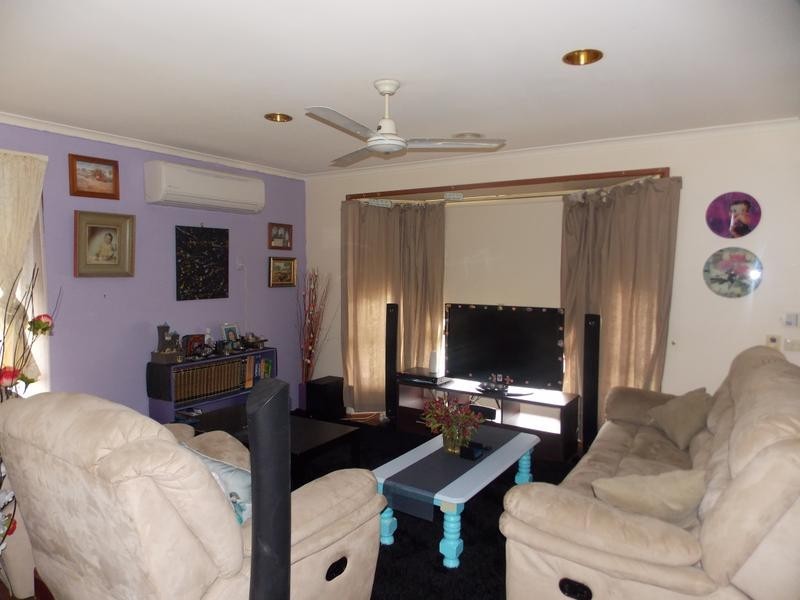 160 Lyrebird Drive, Carrum Downs VIC 3201