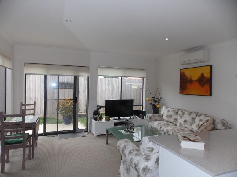 11/48 Broderick Road, Carrum Downs VIC 3201