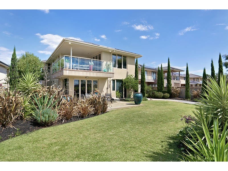 31 Niblick Circuit, Sandhurst VIC 3977