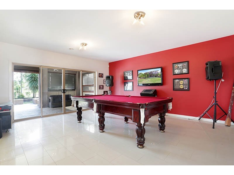 6 O’Hara Court, Sandhurst VIC 3977