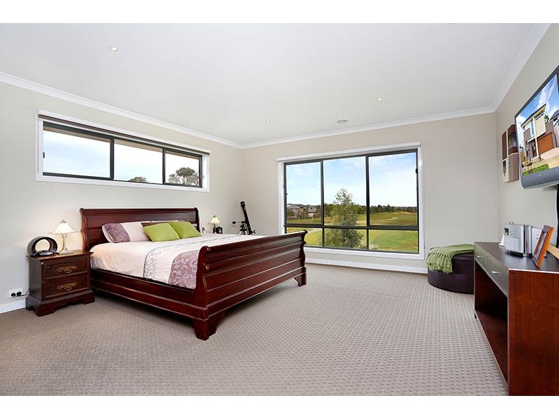 21 Daintree Drive, Sandhurst VIC 3977