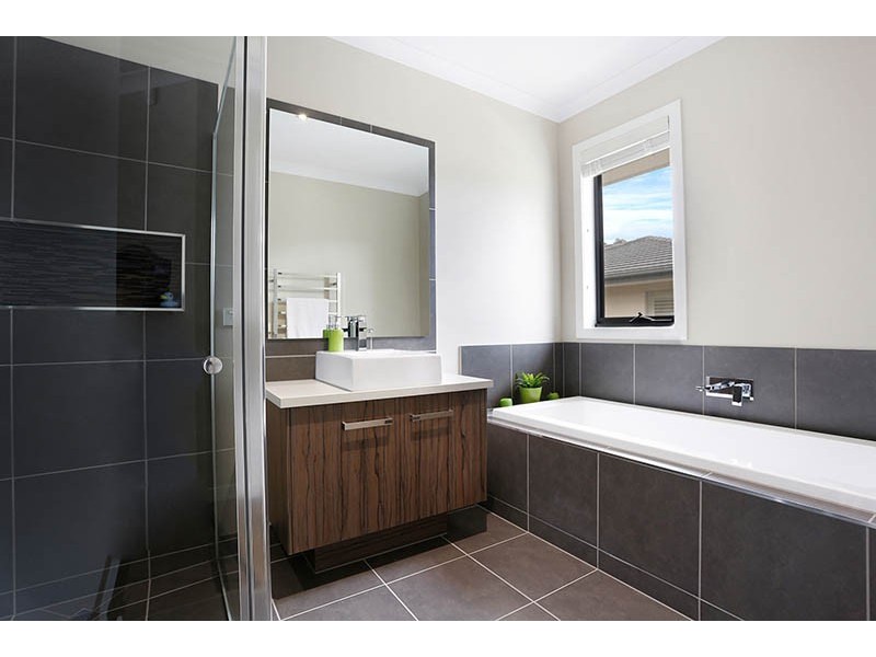 21 Daintree Drive, Sandhurst VIC 3977