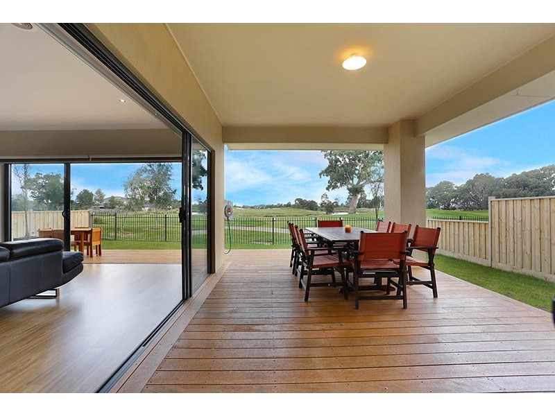 21 Daintree Drive, Sandhurst VIC 3977