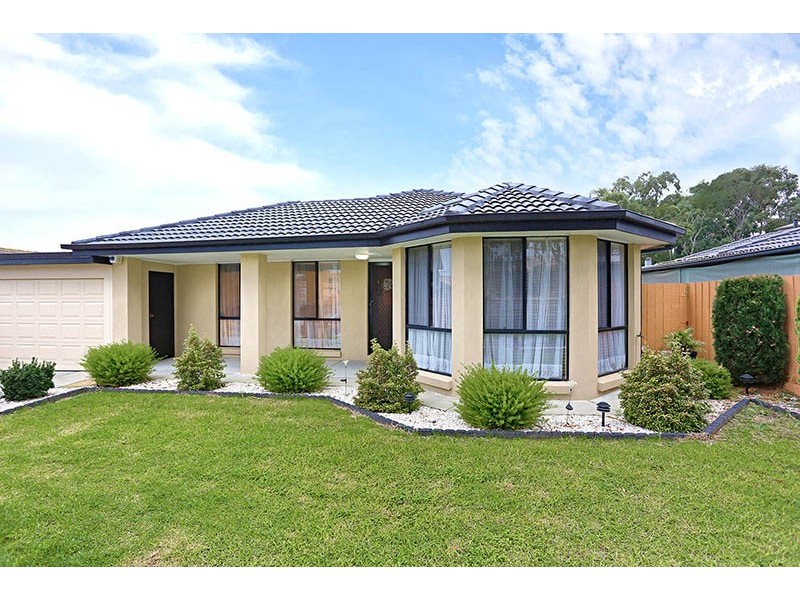 27 Herbert Road, Carrum Downs VIC 3201