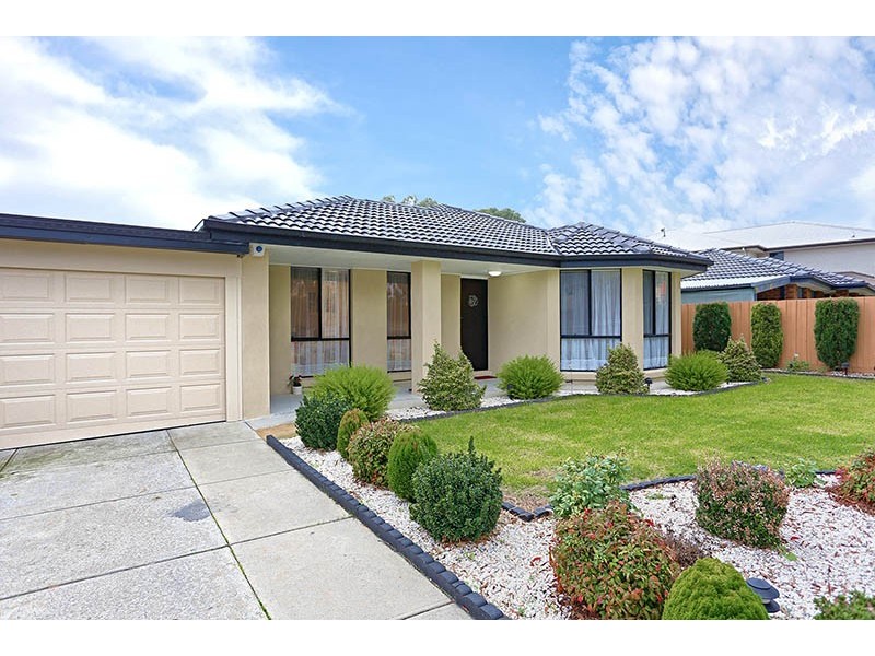 27 Herbert Road, Carrum Downs VIC 3201
