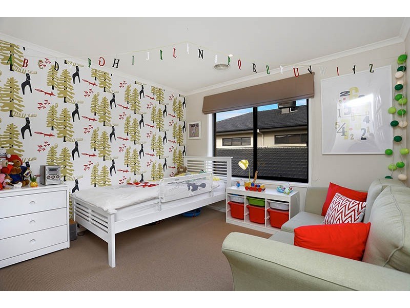 11 Feathery Grove, Sandhurst VIC 3977