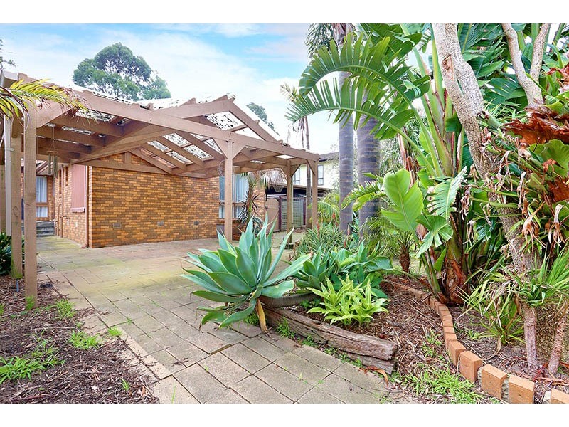 35 Moorhen Crescent, Carrum Downs VIC 3201