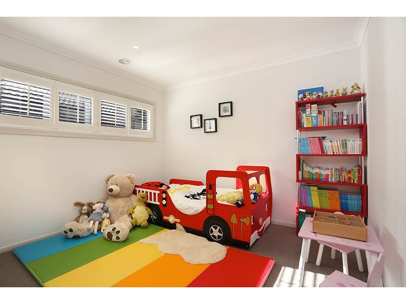 23 Sandarra Boulevard, Sandhurst VIC 3977