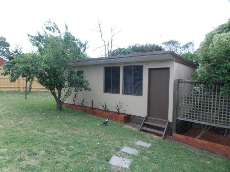 87 Lindrum Road, Frankston VIC 3199