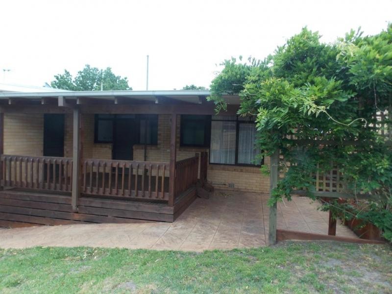 87 Lindrum Road, Frankston VIC 3199