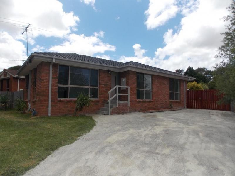 78 Greenwood Drive, Carrum Downs VIC 3201