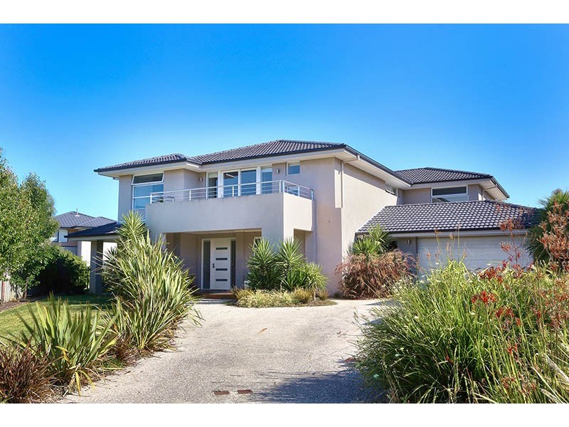 6 Mashie Terrace, Sandhurst VIC 3977