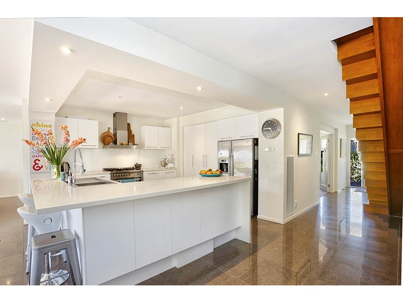 6 Mashie Terrace, Sandhurst VIC 3977