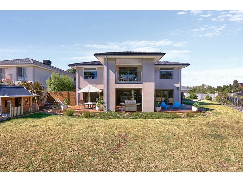 6 Mashie Terrace, Sandhurst VIC 3977