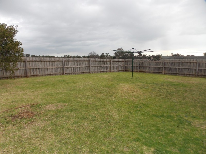 48 Oberon Drive, Carrum Downs VIC 3201