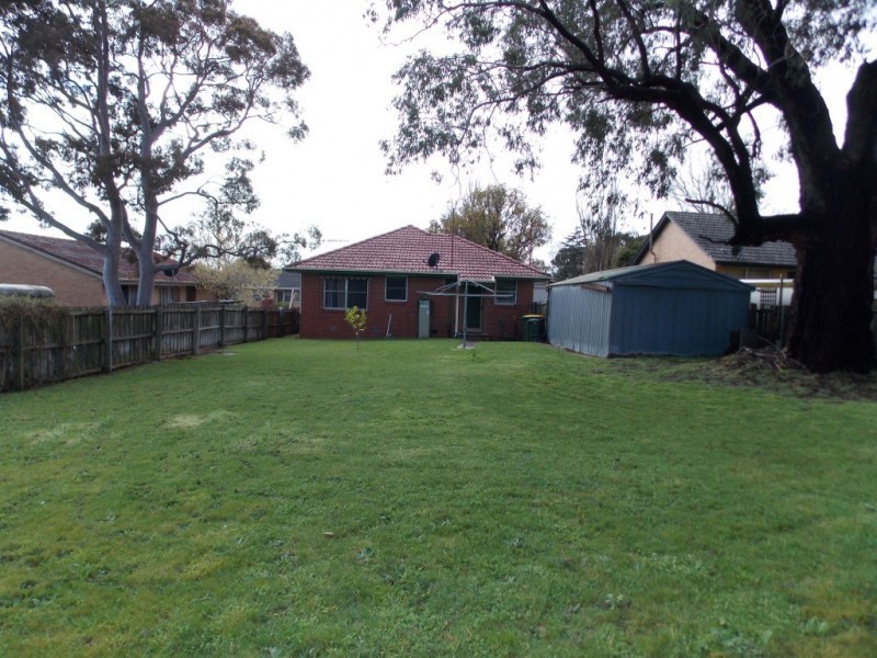 42 Brunning Crescent, Frankston North VIC 3200