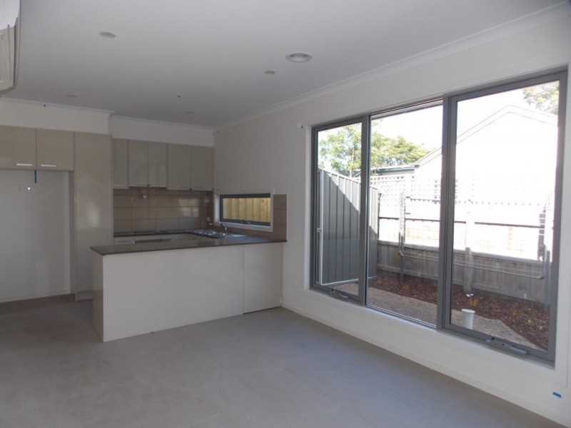 1/12 William Road, Carrum Downs VIC 3201