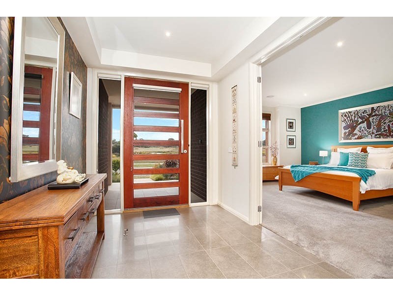 62 Sandarra Boulevard, Sandhurst VIC 3977