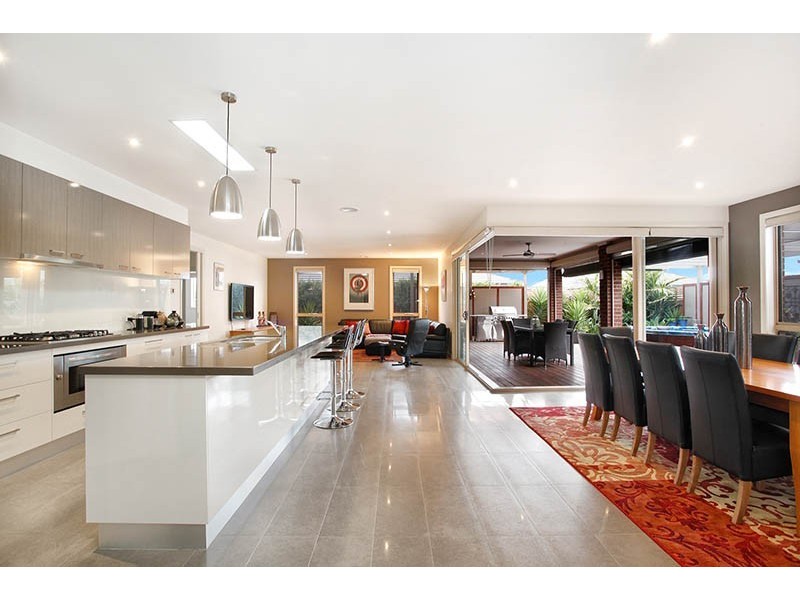 62 Sandarra Boulevard, Sandhurst VIC 3977