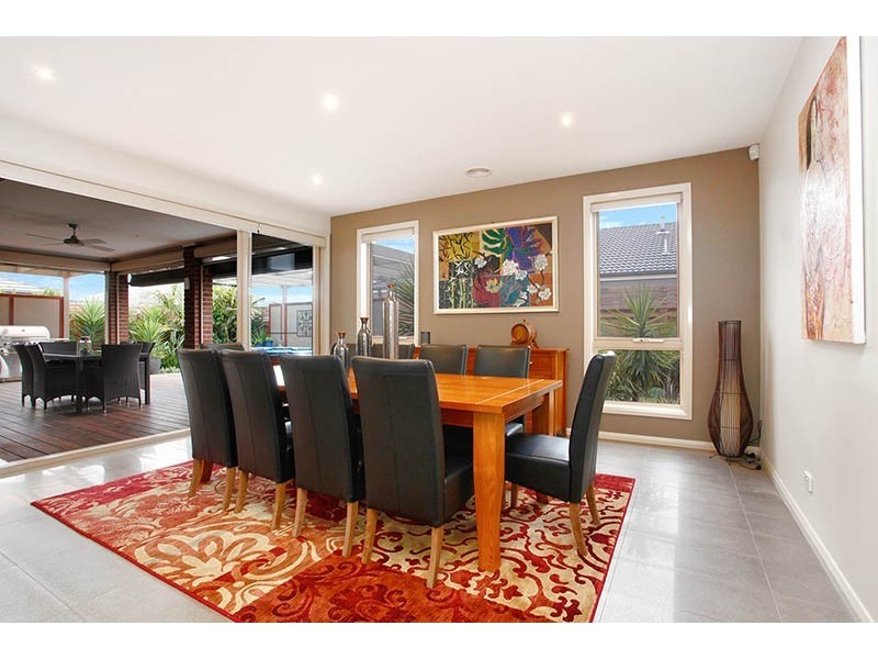 62 Sandarra Boulevard, Sandhurst VIC 3977