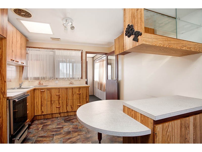 27 McLeod Road, Carrum VIC 3197