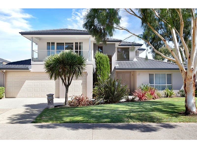 28 Whitewater Court, Sandhurst VIC 3977