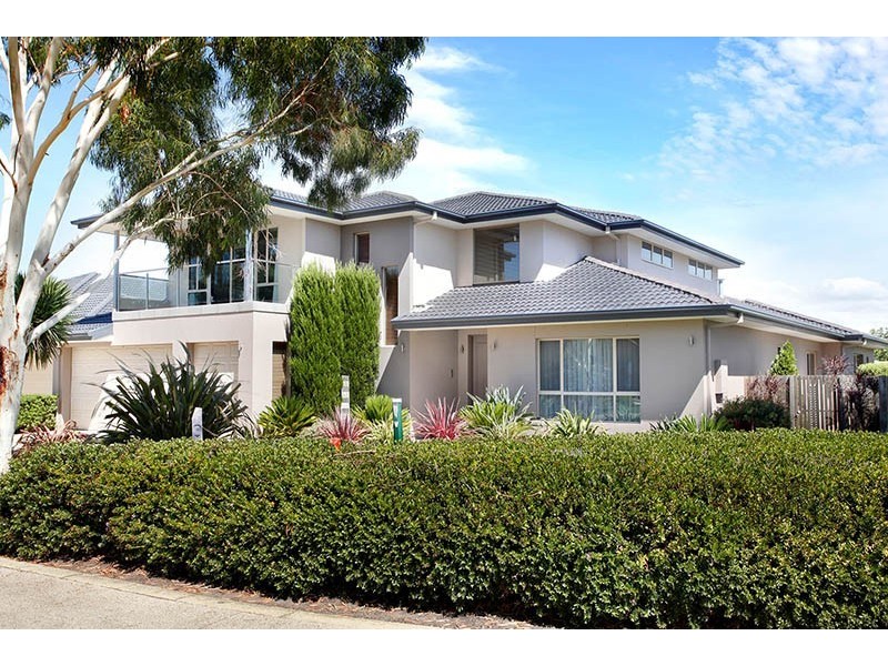 28 Whitewater Court, Sandhurst VIC 3977