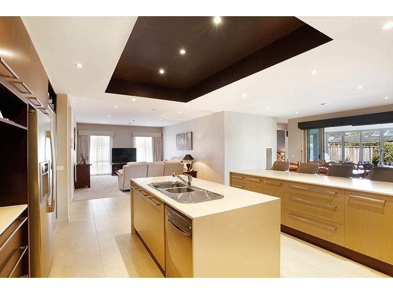 28 Whitewater Court, Sandhurst VIC 3977