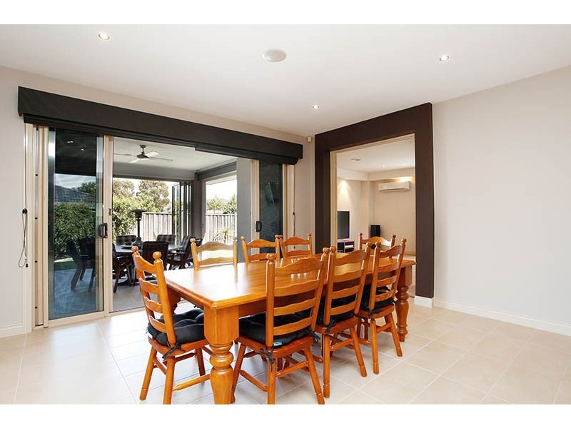 28 Whitewater Court, Sandhurst VIC 3977