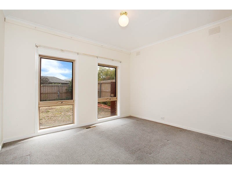 2 Panorama Drive, Forest Hill VIC 3131