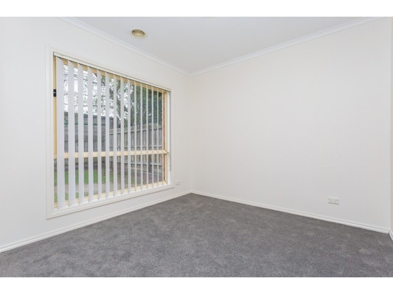 16 Creighton Way, Mornington VIC 3931