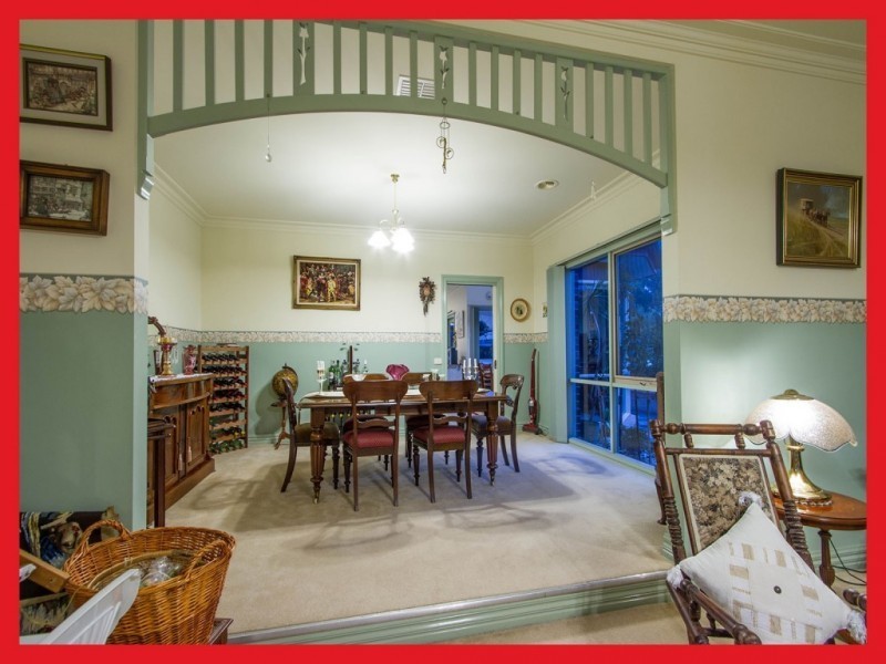 2 Huntingtower Crescent, Langwarrin VIC 3910