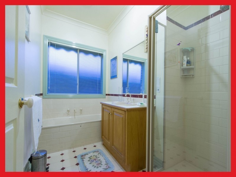 2 Huntingtower Crescent, Langwarrin VIC 3910