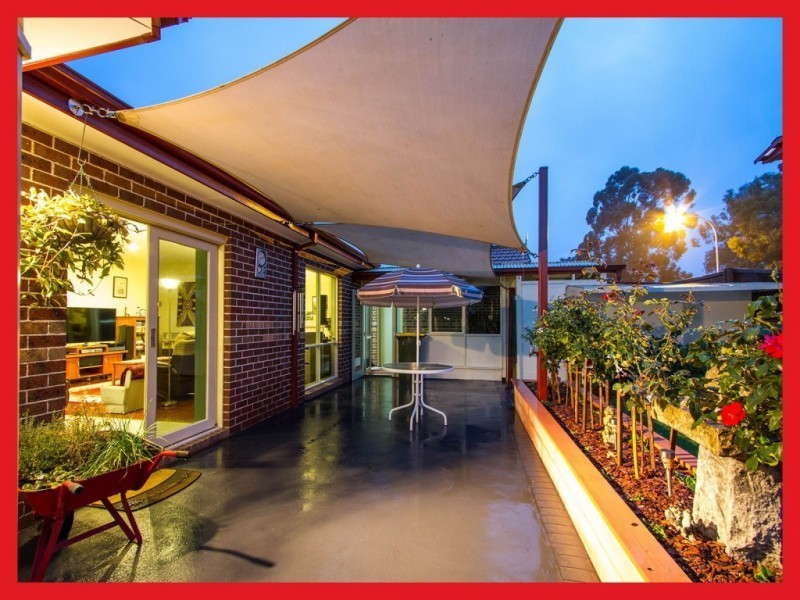 2 Huntingtower Crescent, Langwarrin VIC 3910
