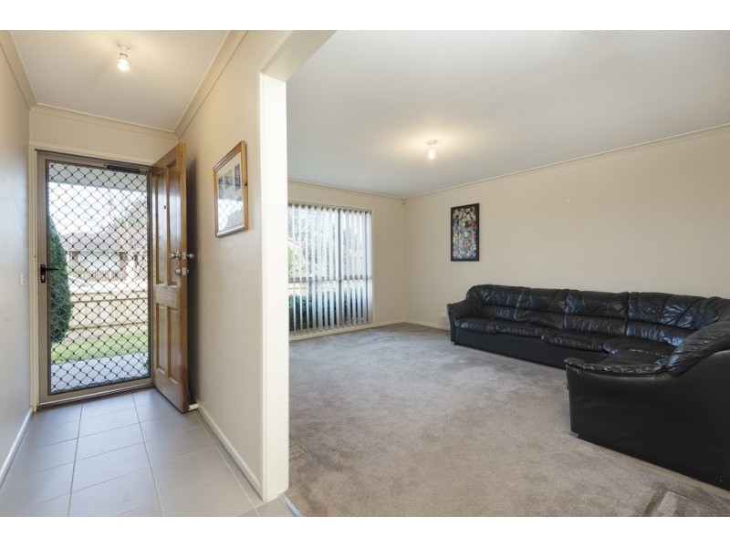 16 Downs Road, Seaford VIC 3198
