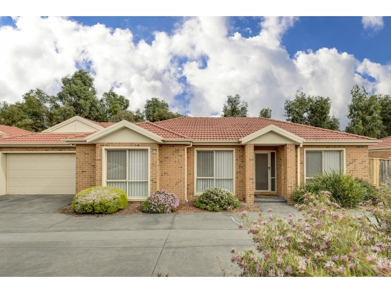 8/75 Clifton Park Drive, Carrum Downs VIC 3201