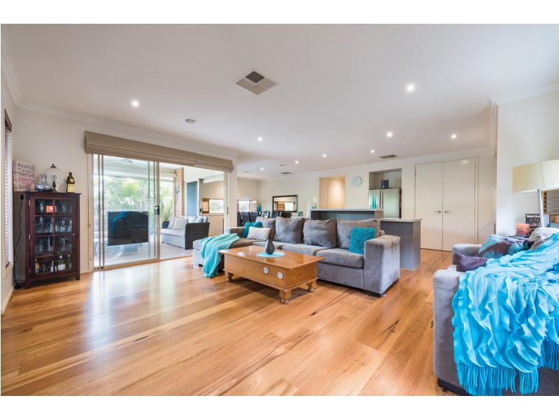 12 Torres Parade, Sandhurst VIC 3977