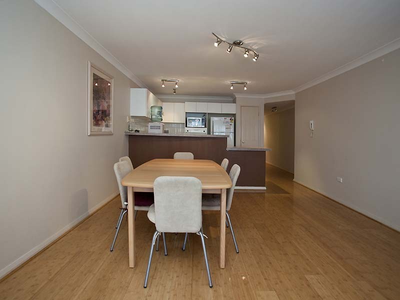 18/55 Wellington Street, East Perth WA 6004