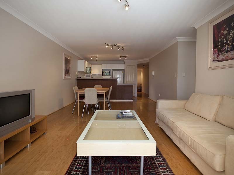 18/55 Wellington Street, East Perth WA 6004