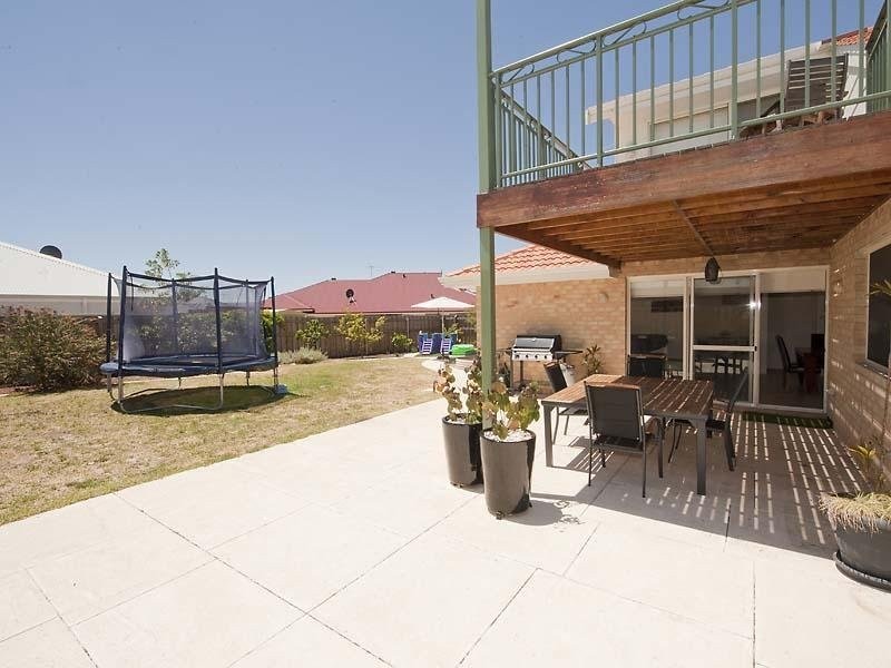 9 Longview Way, The Vines WA 6069