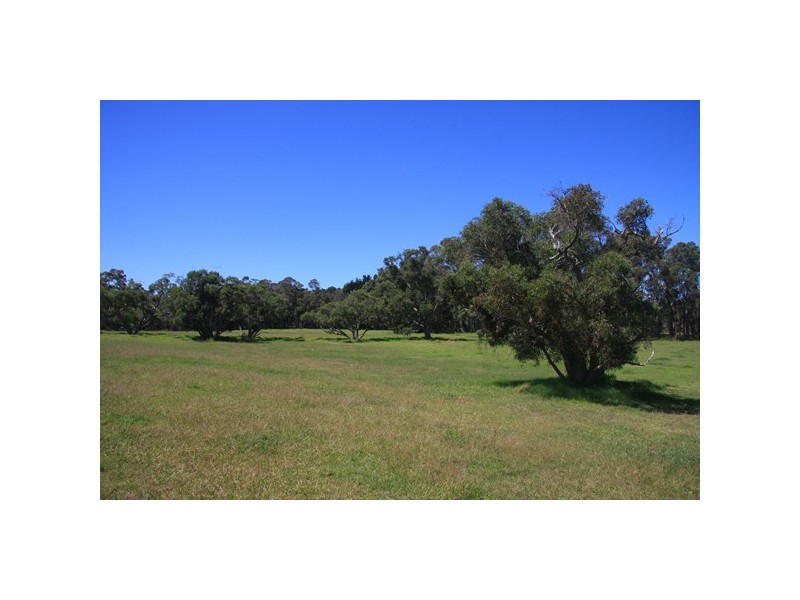 Lot 1259,  Walter Pierce, Denmark WA 6333
